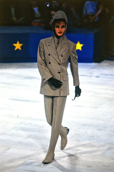 Look 66